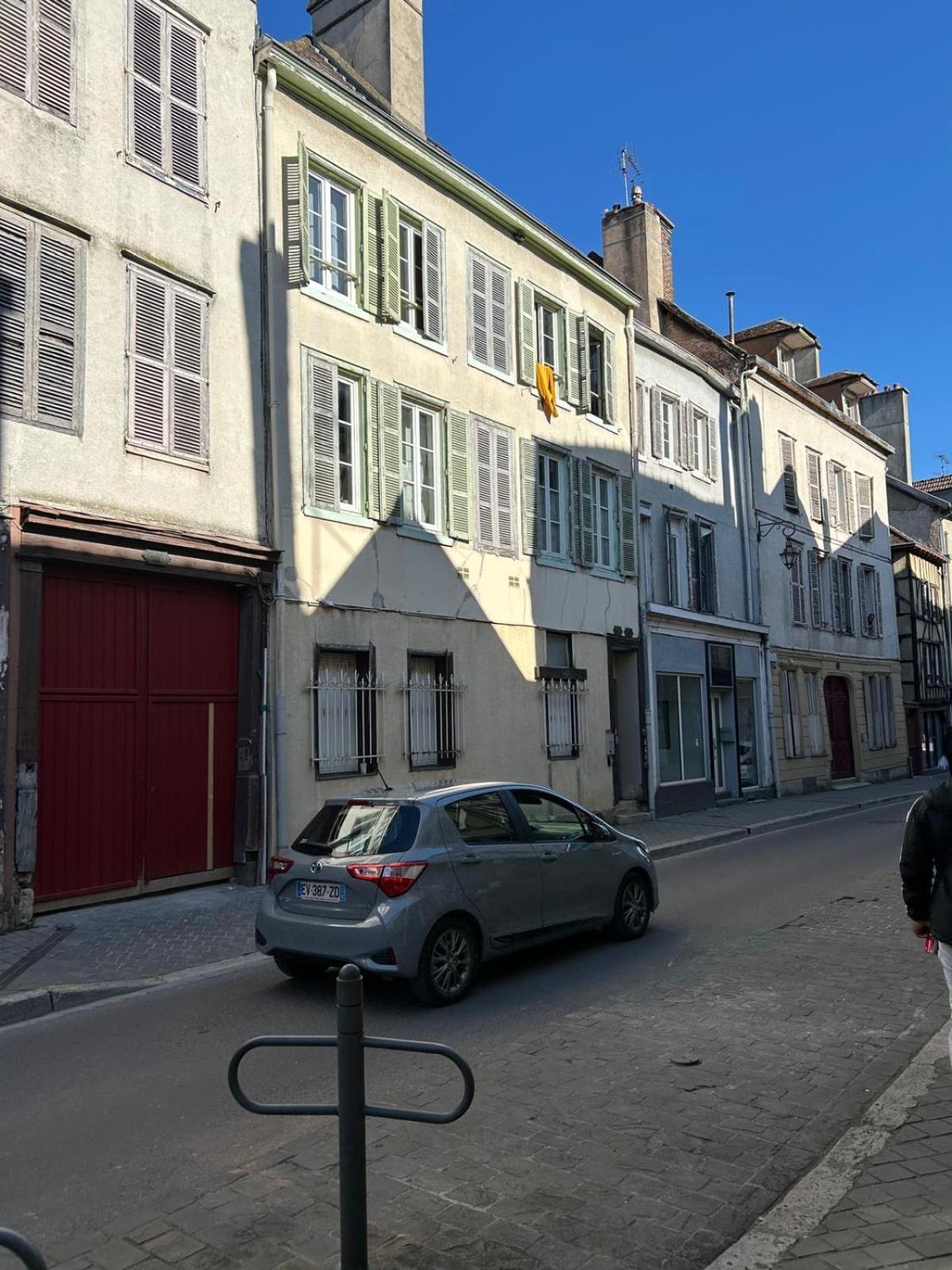 Le Jaillant - Wifi - Centre Ville Historique - Proche Gare Troyes Extérieur photo